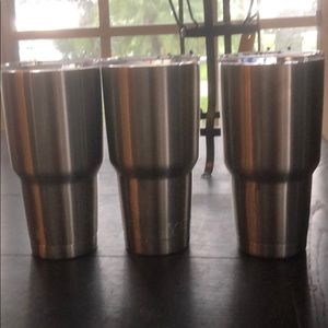 3 large 30 oz Yeti cups